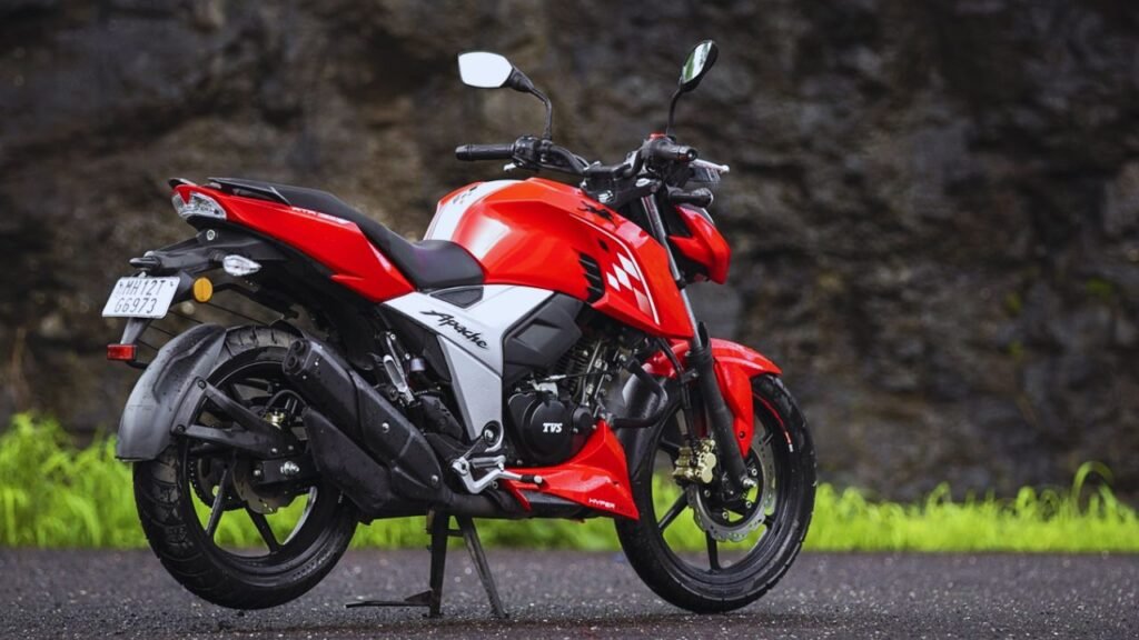 tvs apache rtr 160 4v ex-showroom price